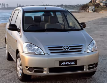 Toyota Avensis Verso [Australia] '05.2001–10.2003