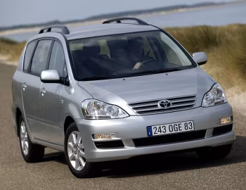 Toyota Avensis Verso '10.2003–12.2009