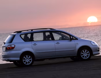 Toyota Avensis Verso '10.2003–12.2009