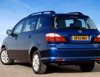 Toyota Avensis Verso [UK-spec] '10.2003–12.2009