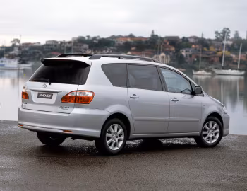 Toyota Avensis Verso [Australia] '10.2003–12.2009