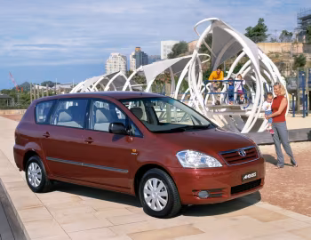 Toyota Avensis Verso [Australia] '05.2001–10.2003