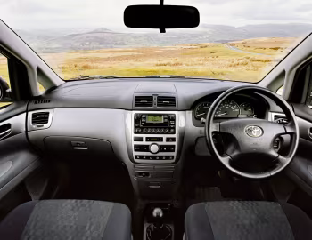 Panel frontal Toyota Avensis Verso GLS [UK-spec] '08.2001–07.2003