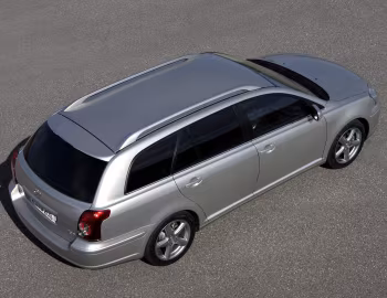 Toyota Avensis Wagon '2006–08