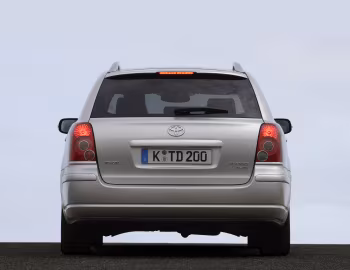 Toyota Avensis Wagon '2006–08
