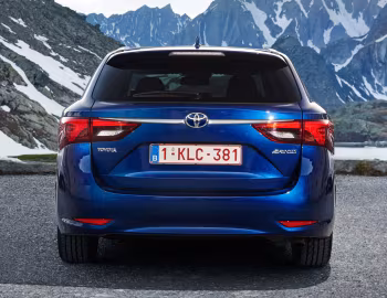 Toyota Avensis Touring Sports '2015–18