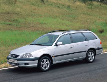 Toyota Avensis Combi [Worldwide] (T220) '2000–03