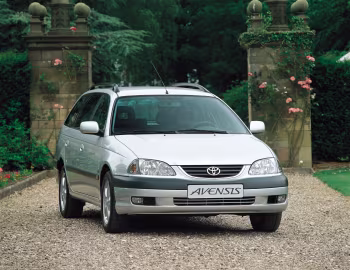 Toyota Avensis Combi [Worldwide] (T220) '2000–03