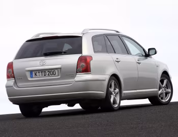 Toyota Avensis Wagon '2006–08