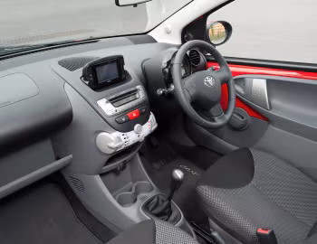 Interior Toyota Aygo 3-door [UK-spec] '2008–12