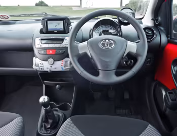 Panel frontal Toyota Aygo Move with Style 5-door [UK-spec] '2013–14