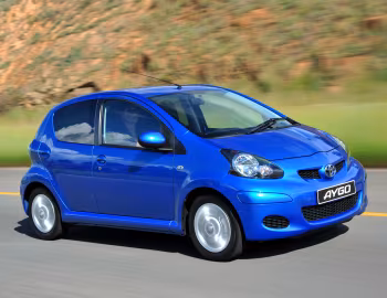Toyota Aygo 5-door [South Africa] '2008–12