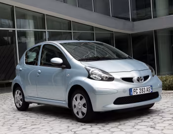 Toyota Aygo 5-door [Worldwide] '2005–08