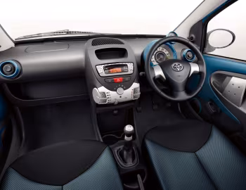 Panel frontal Toyota Aygo Move [UK-spec] '2013–14
