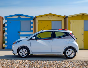 Toyota Aygo x-claim 5-door [UK-spec] '2017