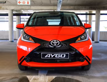 Toyota Aygo x-play 5-door [South Africa] '2015–18