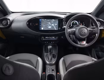 Panel frontal Toyota Aygo X Hybrid GR Sport [UK-spec] '2025–pr.