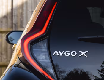 Toyota Aygo X Hybrid GR Sport [UK-spec] '2025–pr.