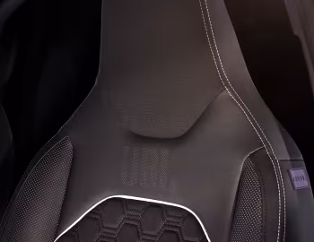 Intérieur Toyota Aygo X "JBL" [EU-spec] '2024–25
