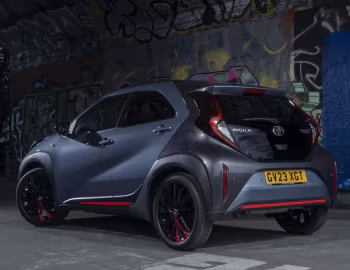 Toyota Aygo X "Undercover" [UK-spec] '2023–pr.