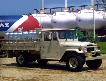 Toyota Bandeirante Pick-Up (OJ55LP-BL3) '1979–85