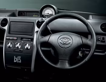 Panel frontal Toyota bB Z "X Version・Kira NEO Edition" [Japan] (NCP31/NCP35) '05.2004–07.2005