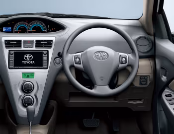 Panel frontal Toyota Belta (P92/96) '08.2008–06.2012