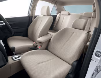 Интерьер Toyota Belta (P92/96) '11.2005–08.2008