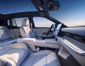 Interior Toyota bZ3X '2024–pr.