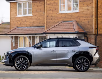 Toyota bZ4X [UK-spec] '2025–pr.
