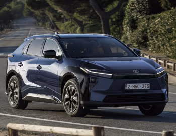Toyota bZ4X [EU-spec] '2025–pr.
