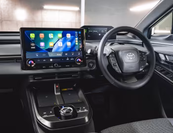 Panel frontal Toyota bZ4X [UK-spec] '2025–pr.