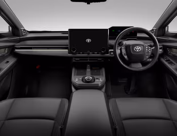 Panel frontal Toyota bZ4X [Japan] '10.2025–pr.