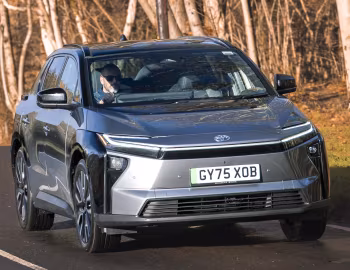 Toyota bZ4X [UK-spec] '2025–pr.