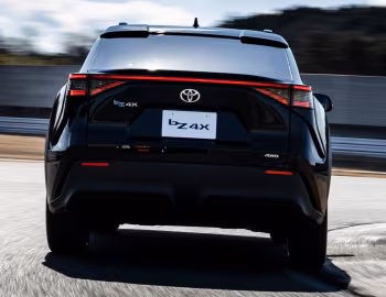 Toyota bZ4X 4WD [Japan] '2022–pr.