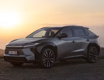 Toyota bZ4X AWD [EU-spec] '2025–pr.