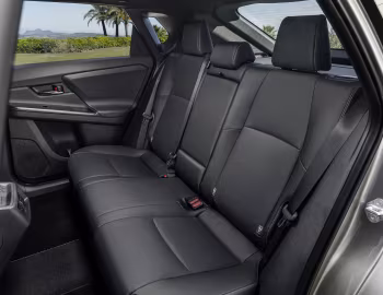 Interior Toyota bZ4X AWD [EU-spec] '2025–pr.