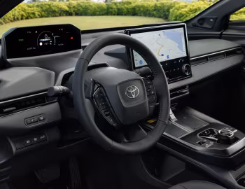 Interior Toyota bZ4X AWD [EU-spec] '2025–pr.