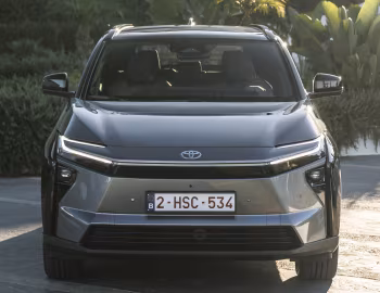 Toyota bZ4X AWD [EU-spec] '2025–pr.