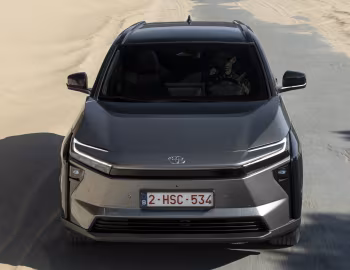 Toyota bZ4X AWD [EU-spec] '2025–pr.