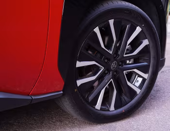 Toyota bZ4X AWD [South Africa] '2026