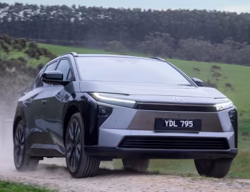 Toyota bZ4X AWD [Australia] '2025–pr.