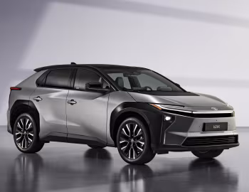 Toyota bZ4X AWD [EU-spec] '2025–pr.