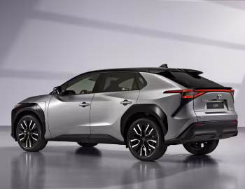 Toyota bZ4X AWD [EU-spec] '2025–pr.