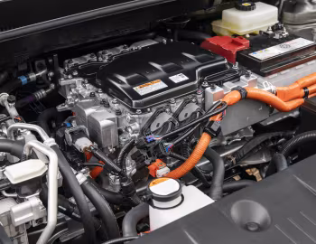 Bajo el capó 2023–pr. Toyota bZ4X Limited AWD [North America] '2022–pr.