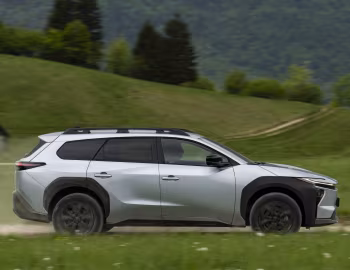 Toyota bZ4X Touring [EU-spec] '2026