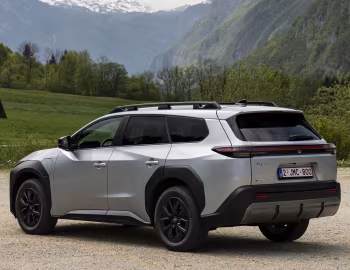 Toyota bZ4X Touring [EU-spec] '2026