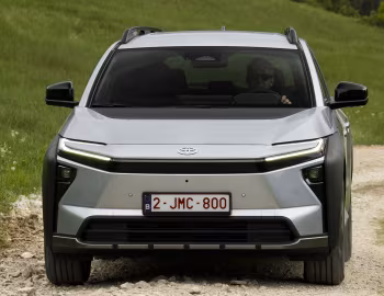 Toyota bZ4X Touring [EU-spec] '2026