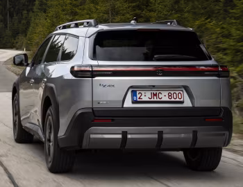 Toyota bZ4X Touring [EU-spec] '2026
