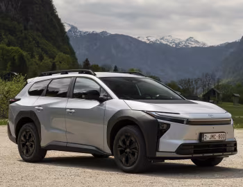 Toyota bZ4X Touring [EU-spec] '2026